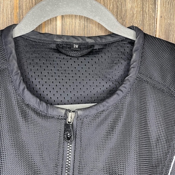 Harley Davidson Womens riding jacket - Picture 5 of 7